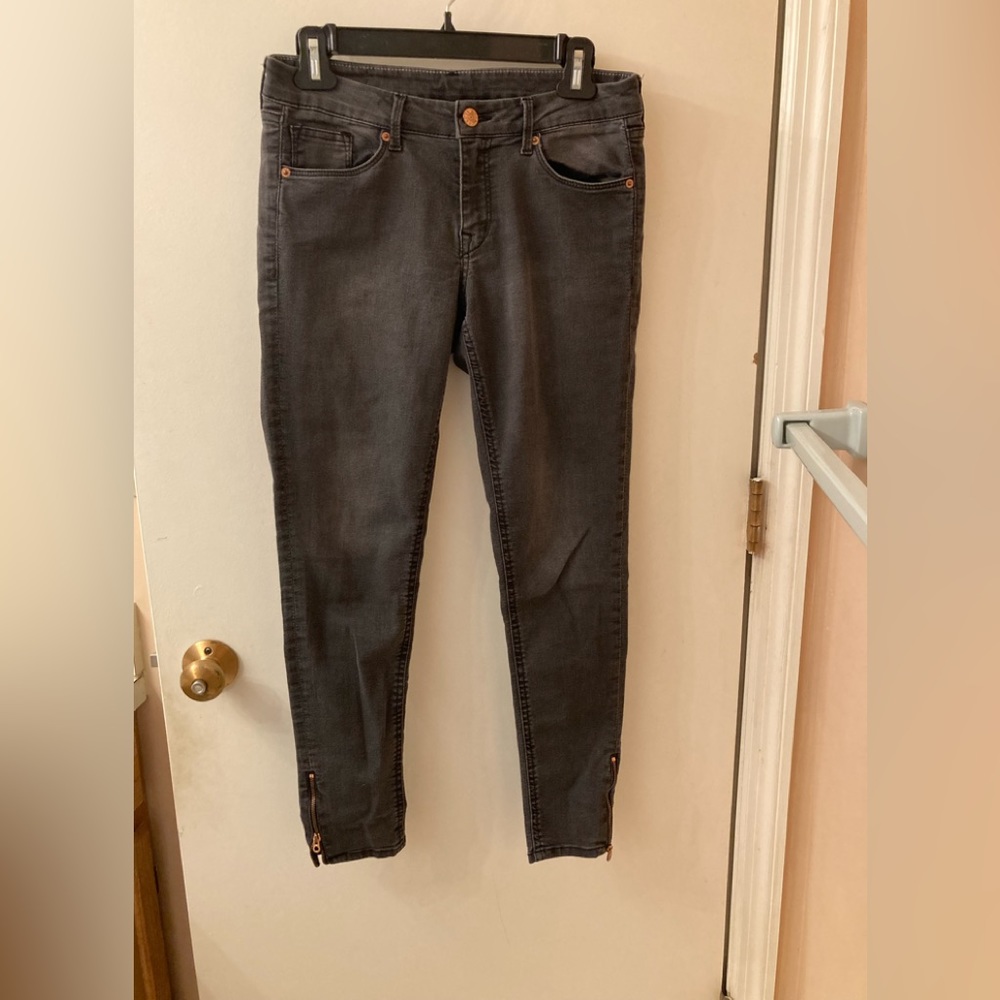Skinny jeans 2 for $15